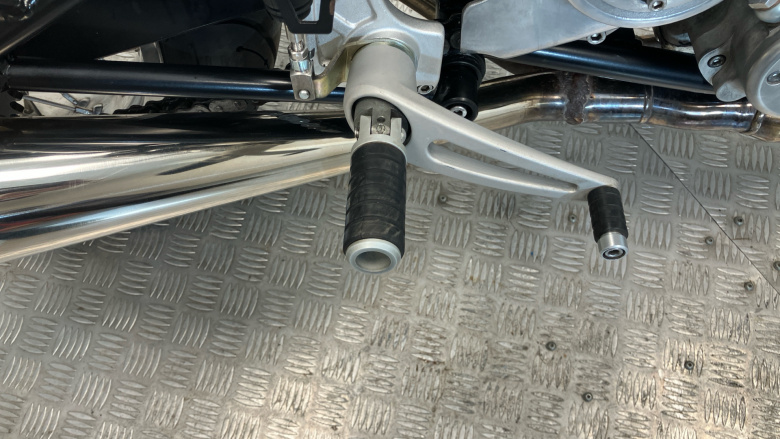 Norton Commando 961 SE